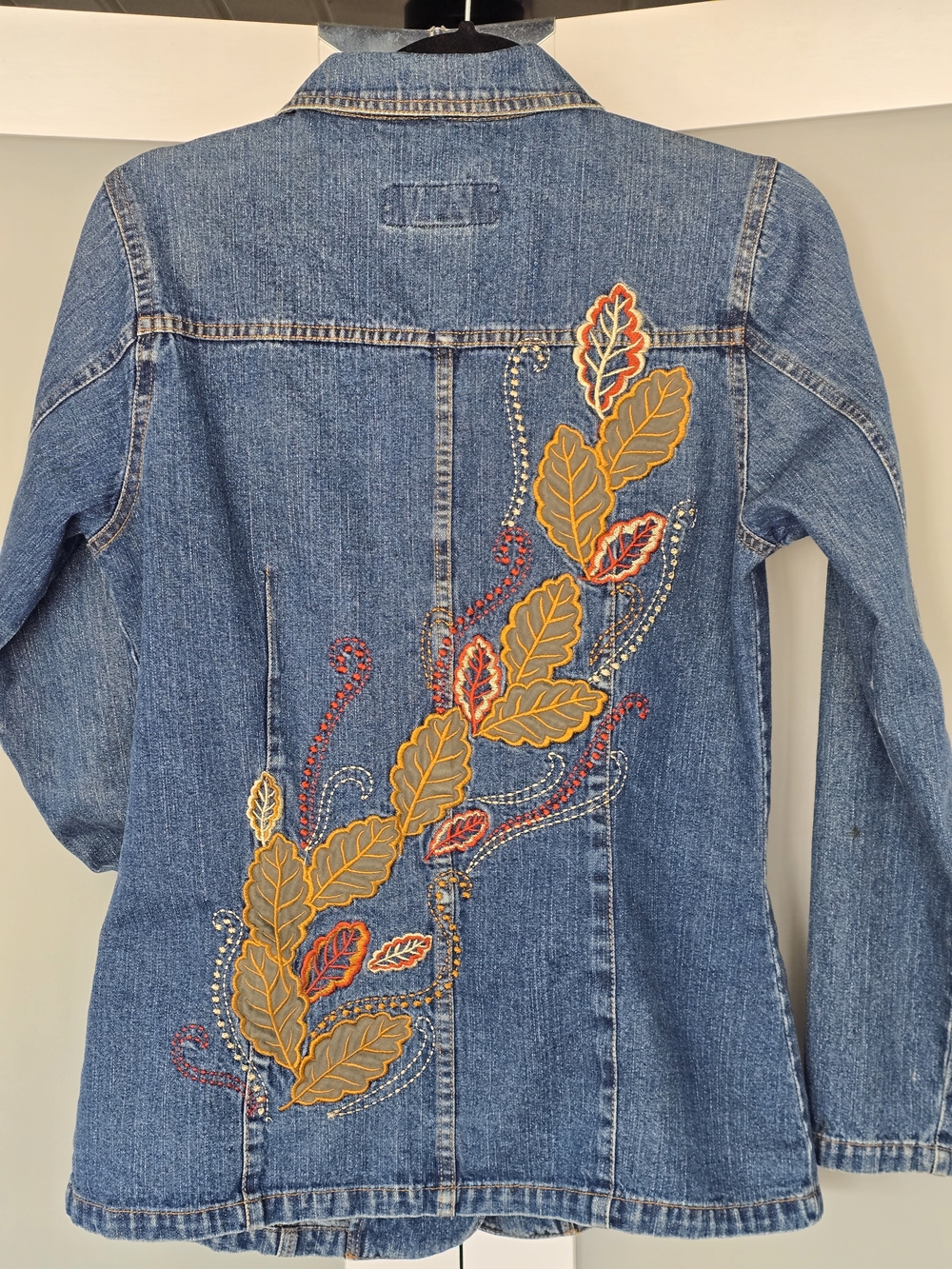 Embroidered Blue Denim Jacket with Fall Leaf Motif - Picture 3 of 17